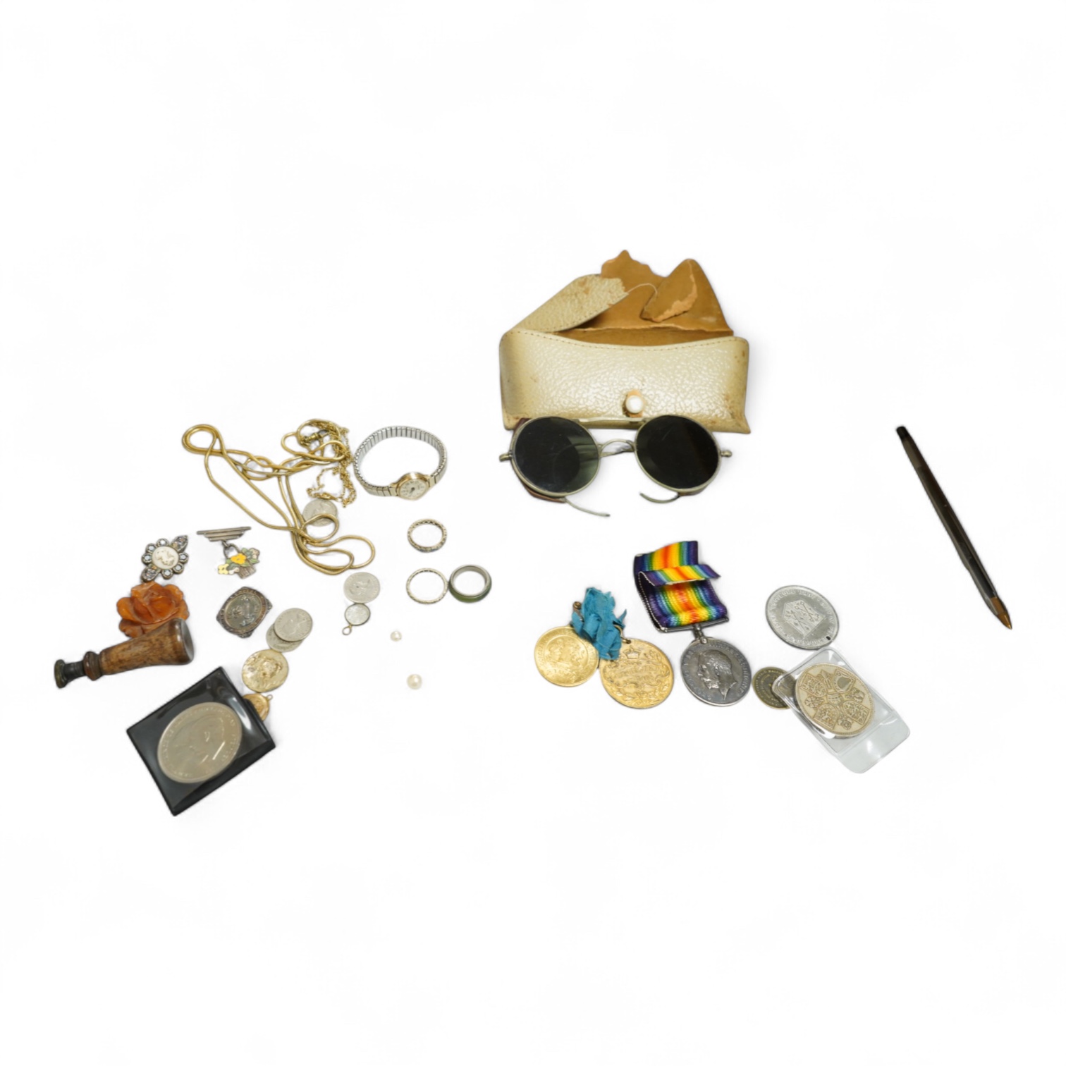 Assorted collectables including medals, aviator's glasses and costume jewellery and an antique seal